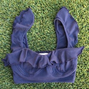 🎉HP🎉 Black Ruffle Sleeve Crop Top GUC